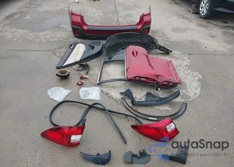 2018 Subaru Outback 2.5I Limited z USA, uszkodzony, nr VIN 4S4BSANCXJ3272840